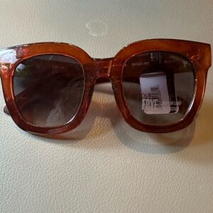NWT Women’s FRYE sunglasses